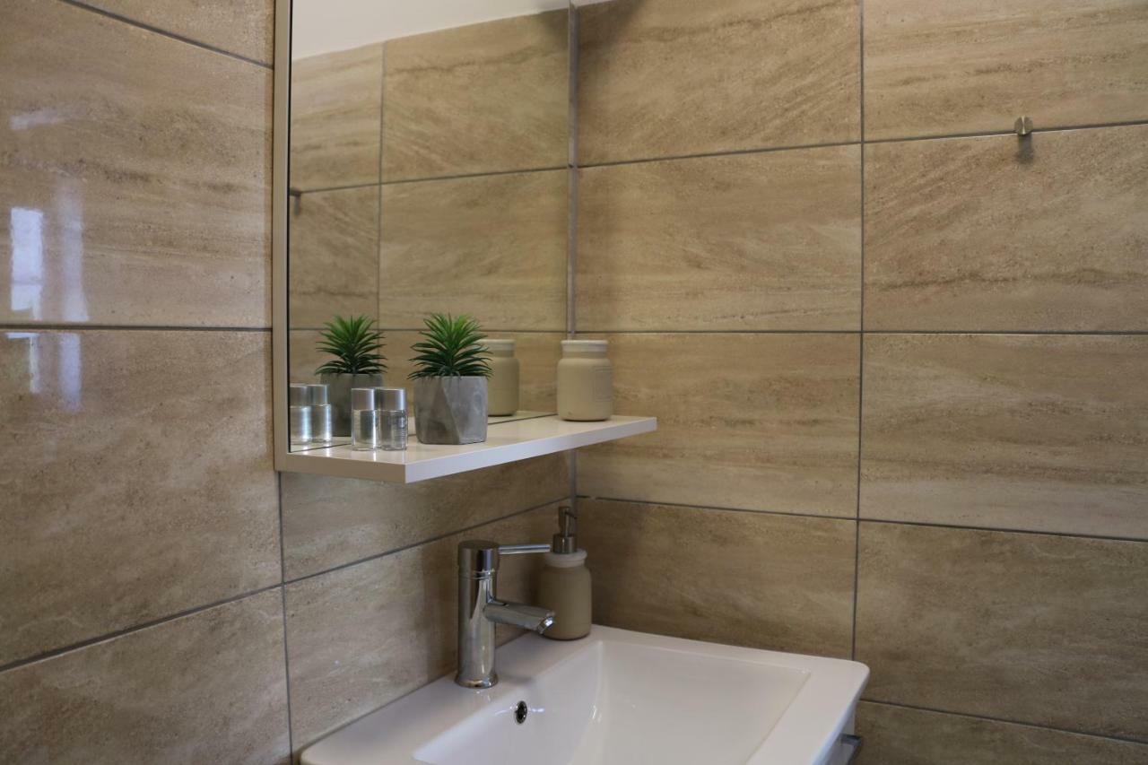Luma 1 Apartment Osijek Ngoại thất bức ảnh