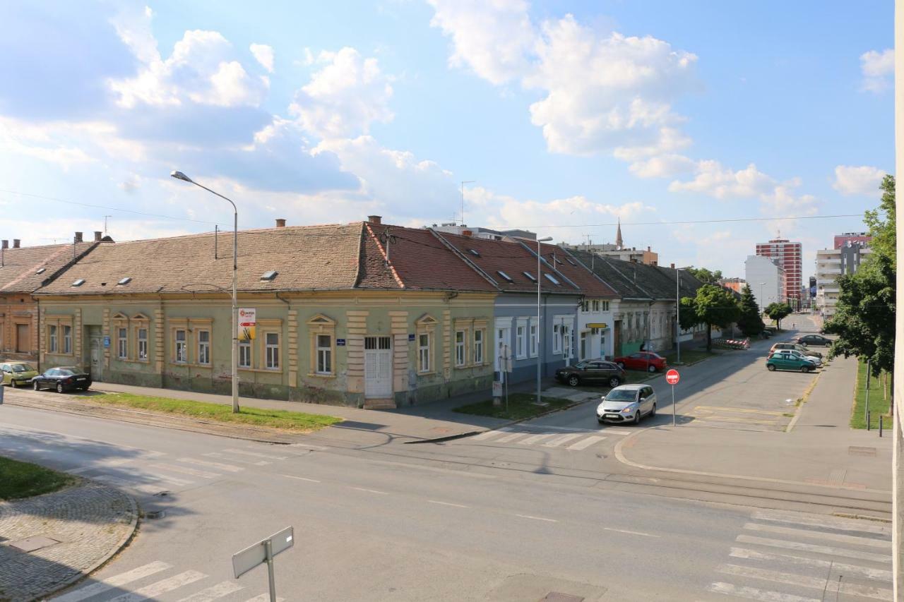 Luma 1 Apartment Osijek Ngoại thất bức ảnh