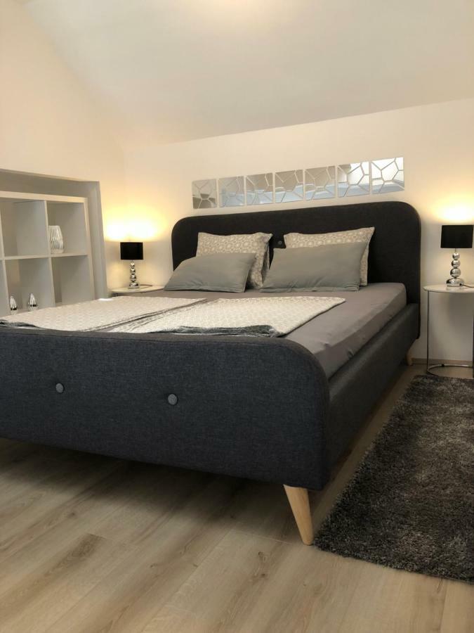 Luma 1 Apartment Osijek Ngoại thất bức ảnh